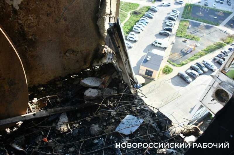 &laquo;Муж оставил нас на парковке и ушел в неизвестность&raquo;. В Новороссийске во время атаки БПЛА спаслись те, кто сделал все по правилам