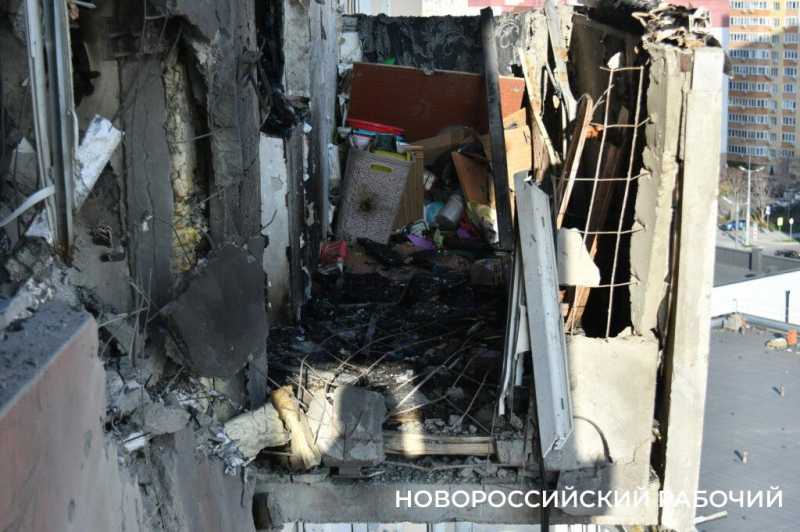 &laquo;Муж оставил нас на парковке и ушел в неизвестность&raquo;. В Новороссийске во время атаки БПЛА спаслись те, кто сделал все по правилам