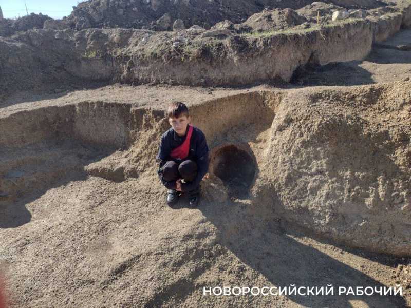 На Малой Земле был подземный ход? В Новороссийске продолжаются раскопки турецкой крепости