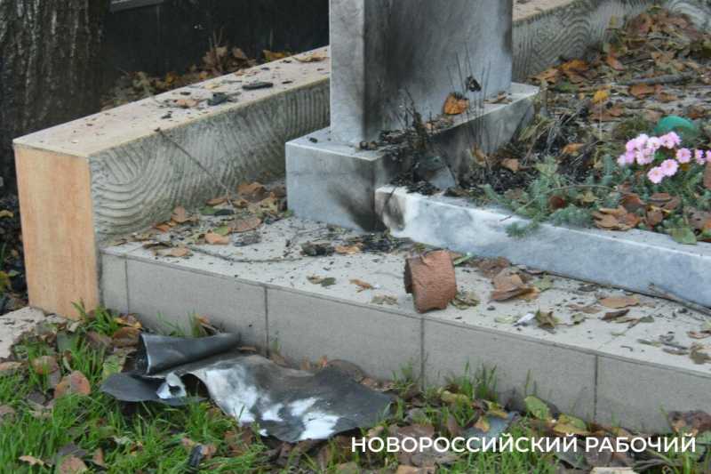 Надгробья все полегли! От атаки ВСУ на Новороссийск пострадали мертвые