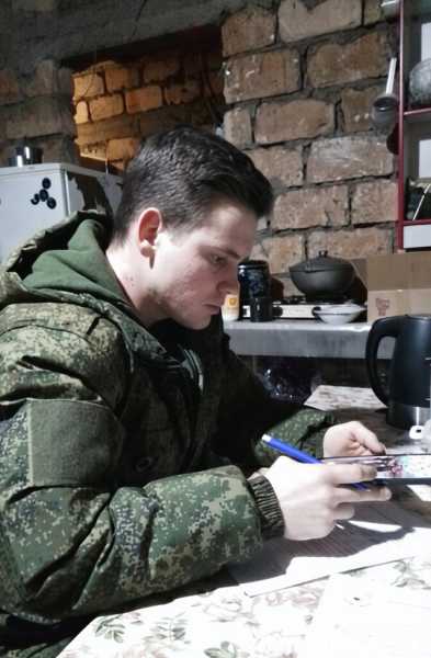 Новороссиец Максим Егоров поздравил всех мам, чьи сыновья сейчас на СВО