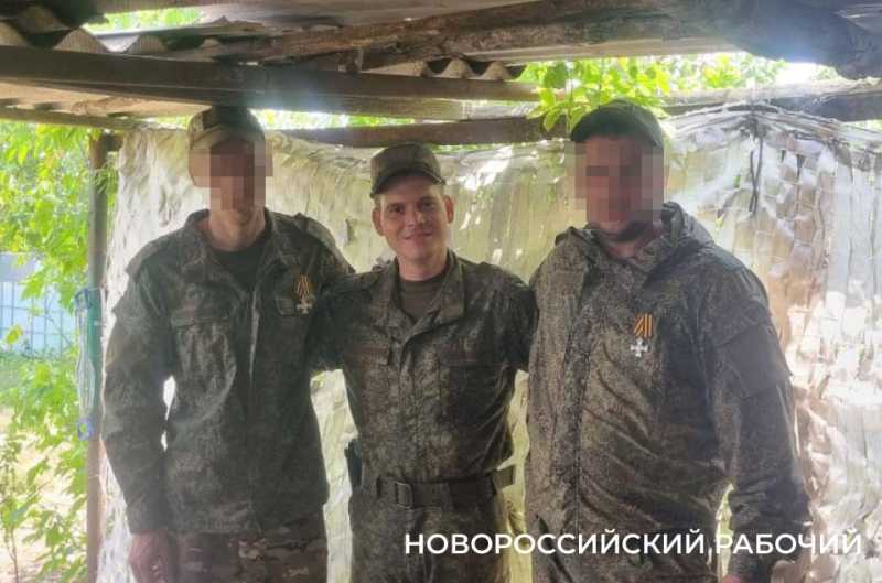Новороссиец Максим Егоров поздравил всех мам, чьи сыновья сейчас на СВО