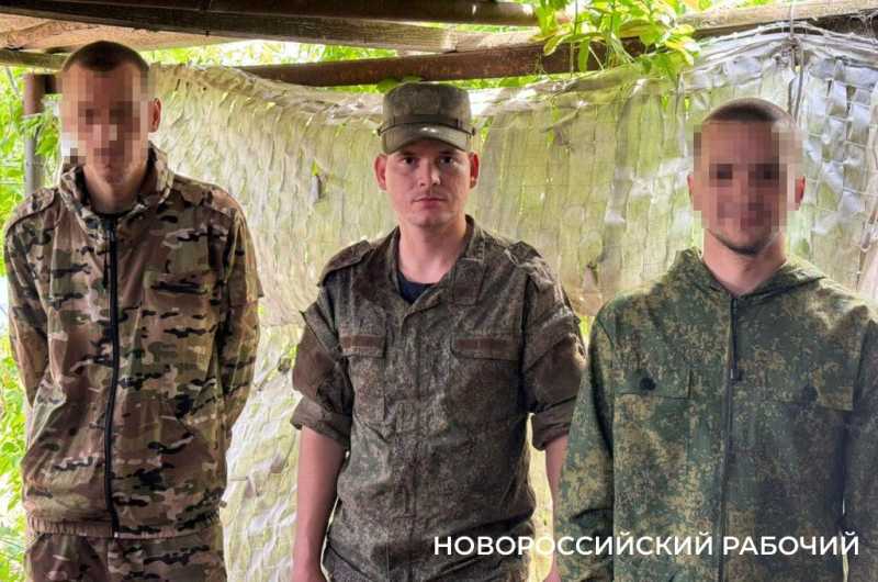 Новороссиец Максим Егоров поздравил всех мам, чьи сыновья сейчас на СВО