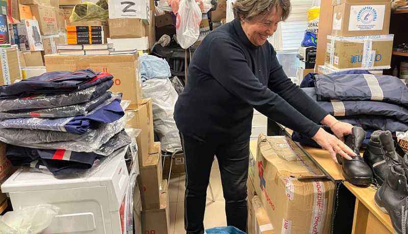 Новороссийские волонтеры доставили книги для школьных библиотек Херсонской области