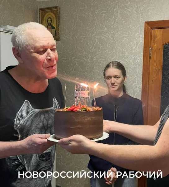 Новые родственники. В Новороссийске стариков берут в приемные семьи