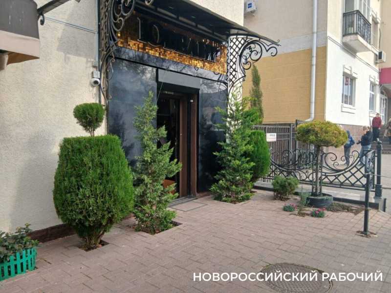 Осенний палисадник в центре Новороссийска стал фотозоной