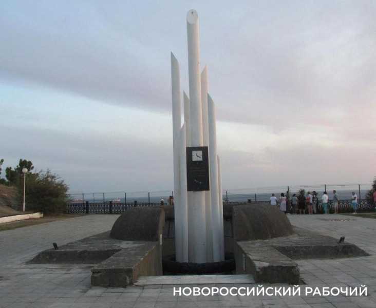 Памятник жертвам катастрофы с «Адмирала Нахимова» под Новороссийском в ресстре культурного наследия