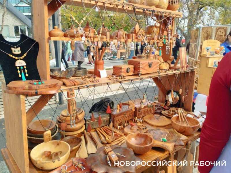 Сегодня &laquo;Добрый Новороссийск&raquo; собирает друзей и дарит праздник. Фоторепортаж &laquo;НР&raquo;