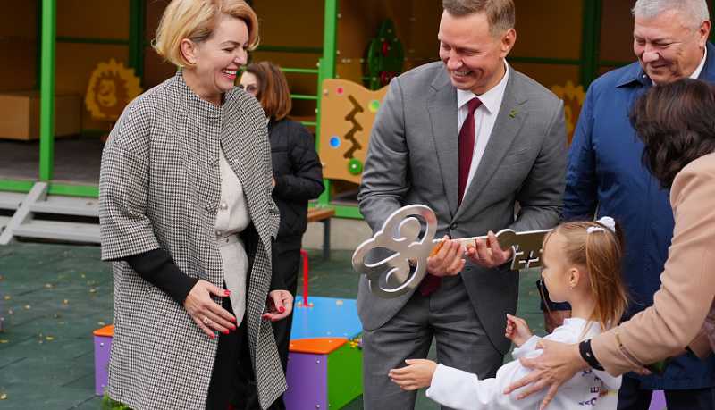 Сегодня торжественно открыли детский сад №15 после реставрации