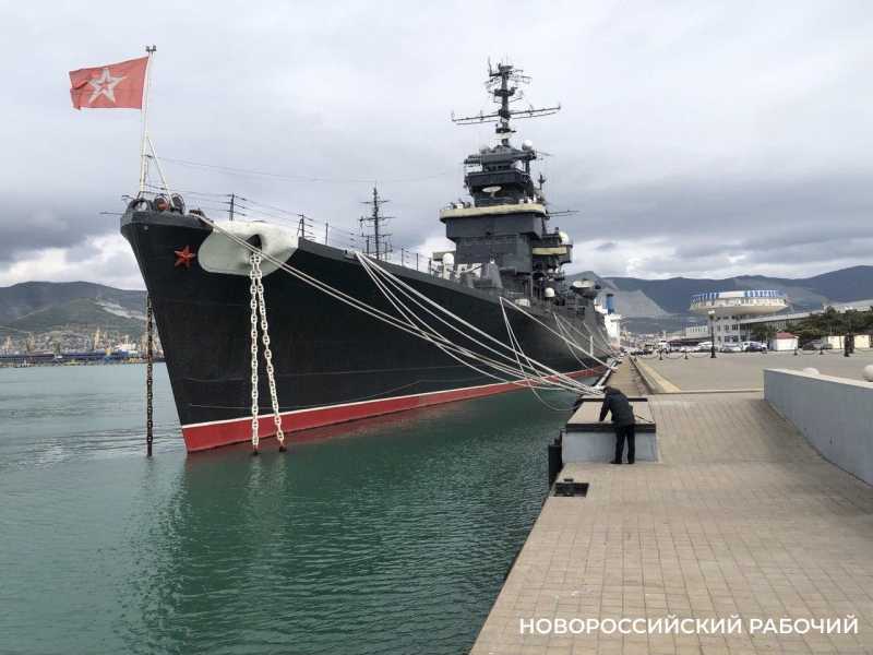 Советы дня на 17 ноября: об охране природы, спуске на воду крейсера &laquo;Михаил Кутузов&raquo; и солидарности с палестинским народом