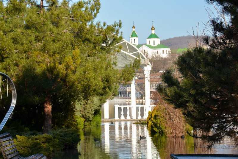 Советы дня на 25 ноября: о пресыщении, смотрении по сторонам и создании винодельческого хозяйства &laquo;Абрау-Дюрсо&raquo;