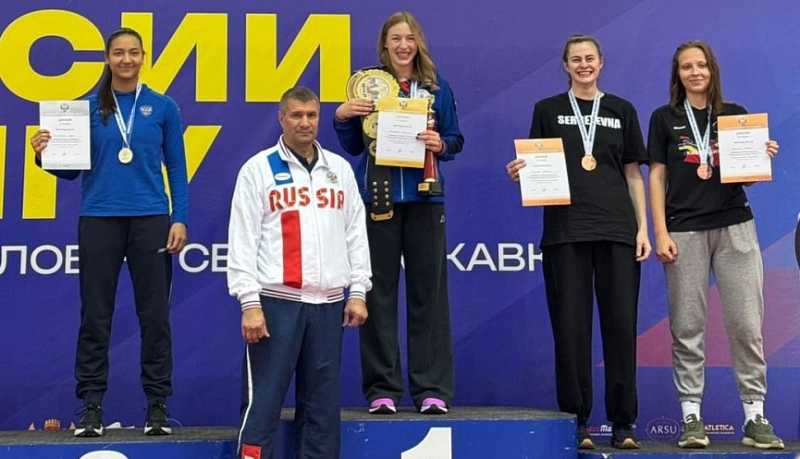 Три бронзовые медали: новороссийские кикбоксёры блестяще выступили на чемпионате России