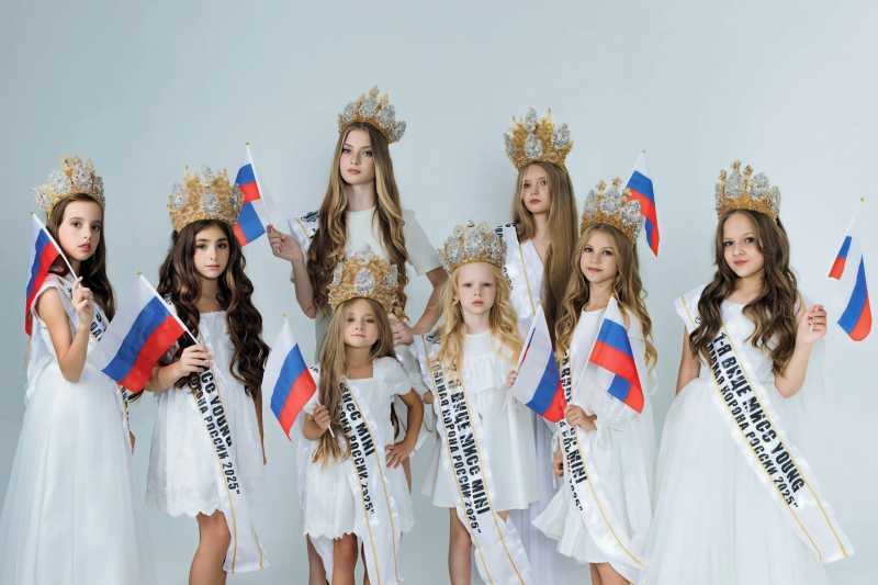 У юных моделей Новороссийска &mdash; главные короны страны