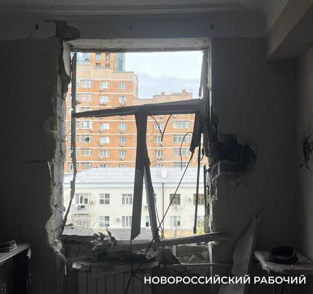 В Новороссийске из-за атаки дронов пострадали 70 квартир