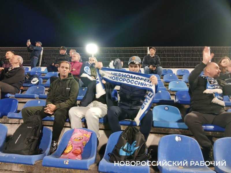 В Новороссийске на футбольном поле героем стал Антон Антонов и вся команда