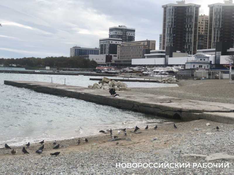 В Новороссийске на горпляже построят раздевалки для «моржей»