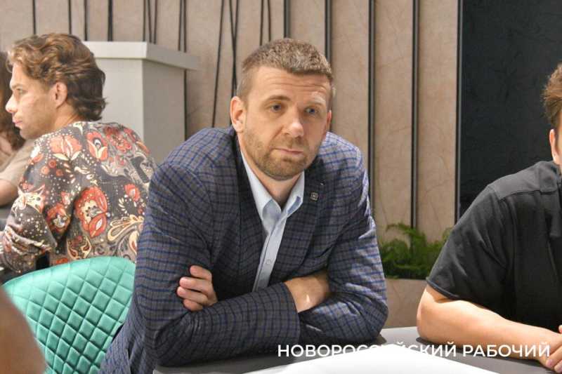 В Новороссийске на месте пустыря в парке могут построить дорогу или скейт-парк