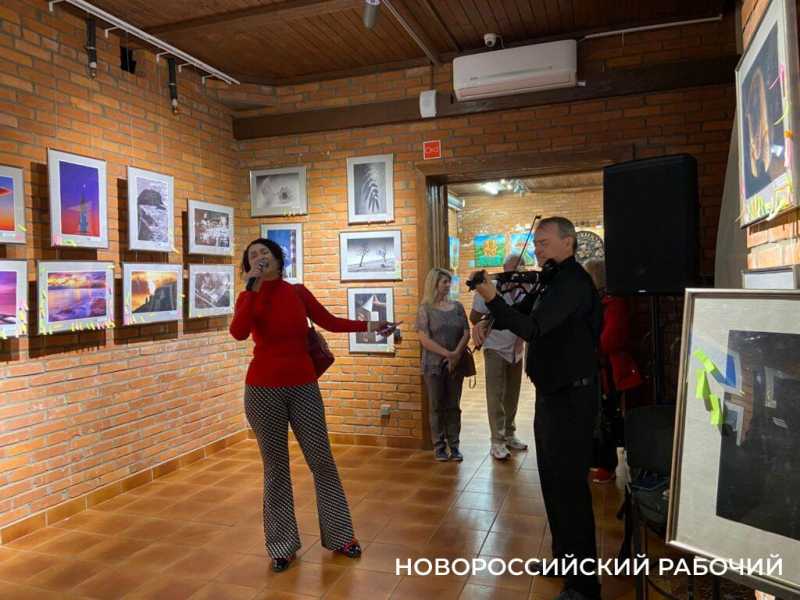 В Новороссийске на выставке &laquo;В стиле минимализма&raquo; представили портрет вилки