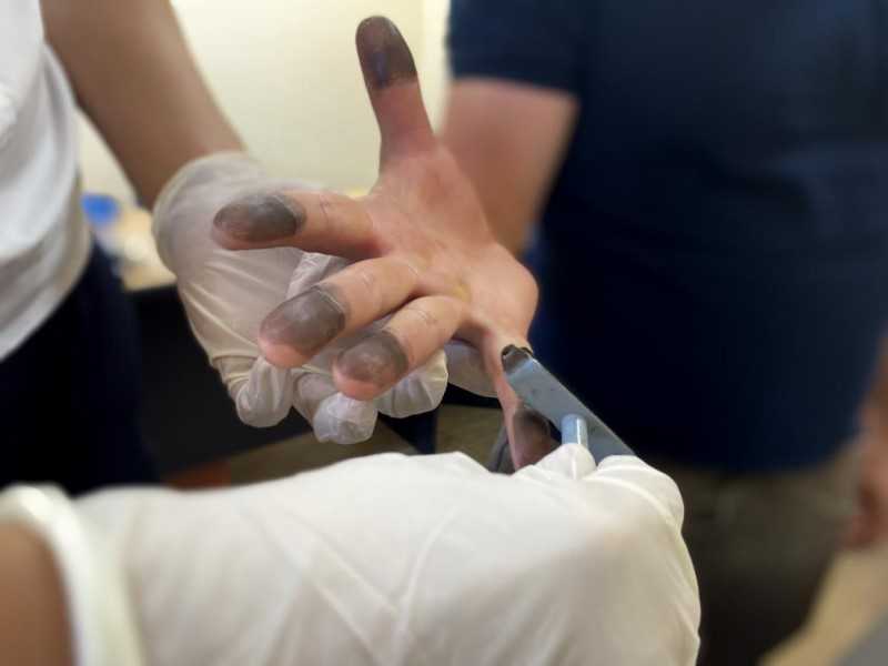 В Новороссийске продавец магазина стащила у хозяина почти 70 тысяч рублей