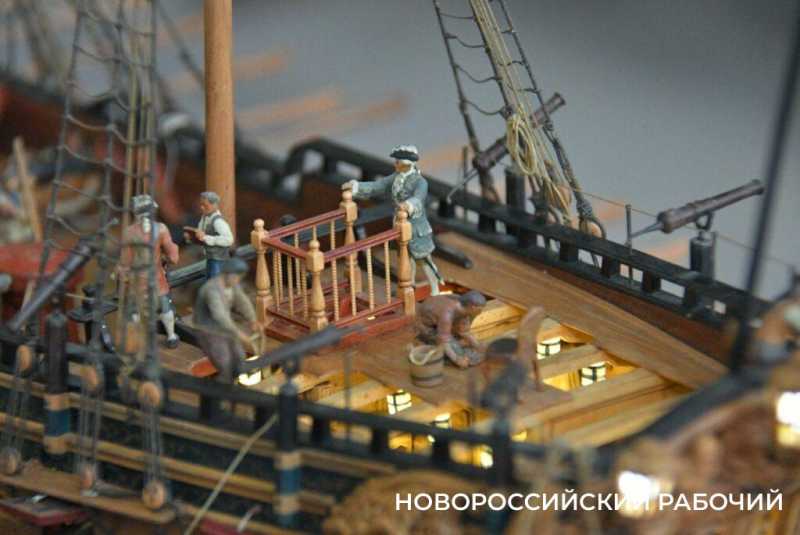 В Новороссийске судомоделисты стремились к победам на парусах мечты