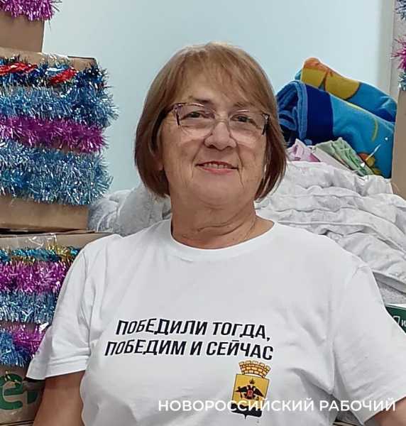 Валентина Минакова учит плести маскировочные сети. Представляем кандидата на премию &laquo;Во благо Новороссийска&raquo;