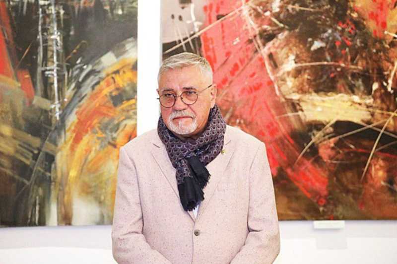 Вениамин Кондратьев поздравил художника Виталия Коробейникова с 75-летием