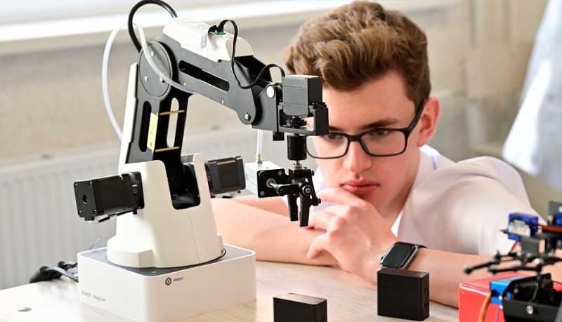 Вениамин Кондратьев: В системе дополнительного образования Кубани занимаются более 750 тысяч детей