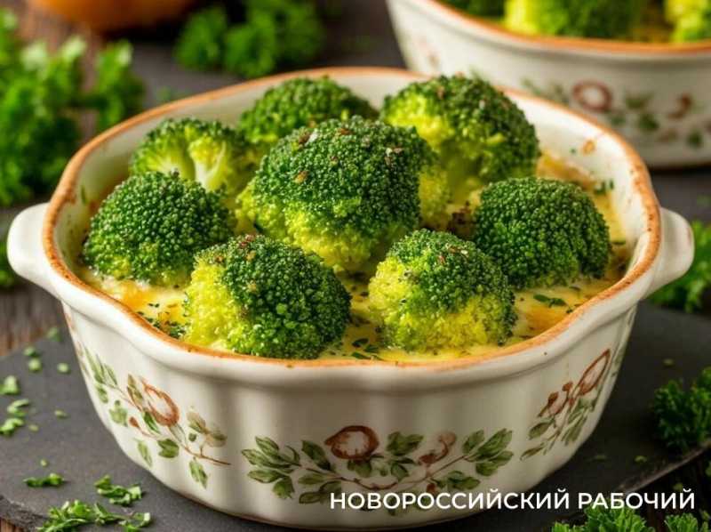 Запеканка из брокколи с яйцами и сыром &ndash; полезный и сытный завтрак