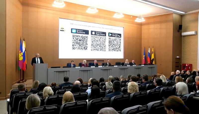 Александр Гавриков рассказал о восстановлении жилых домов, пострадавших в результате атаки БПЛА