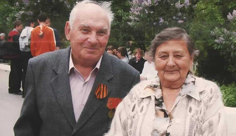 Андрей Кравченко поздравил жительницу города-героя Новороссийска Неонилу Сидоровну Чередниченко со 100-летием