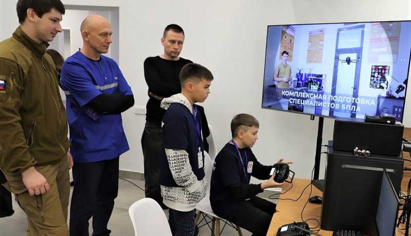 Более 450 школьников со всего Краснодарского края приняли участие в фестивале беспилотных летательных аппаратов