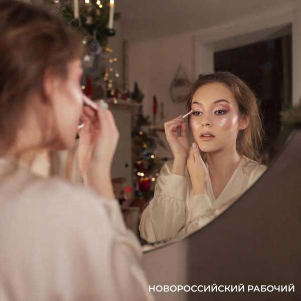 До Нового года осталось 9 дней! Какой макияж выбрать для праздничной ночи