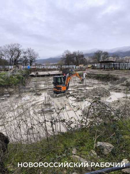 Глава Новороссийска пообещал обманутым дольщикам, что их дом будет достроен