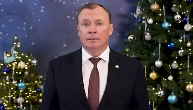 Город-герой Новороссийск и его жителей с Новым годом и Рождеством поздравил мэр Екатеринбурга Алексей Орлов