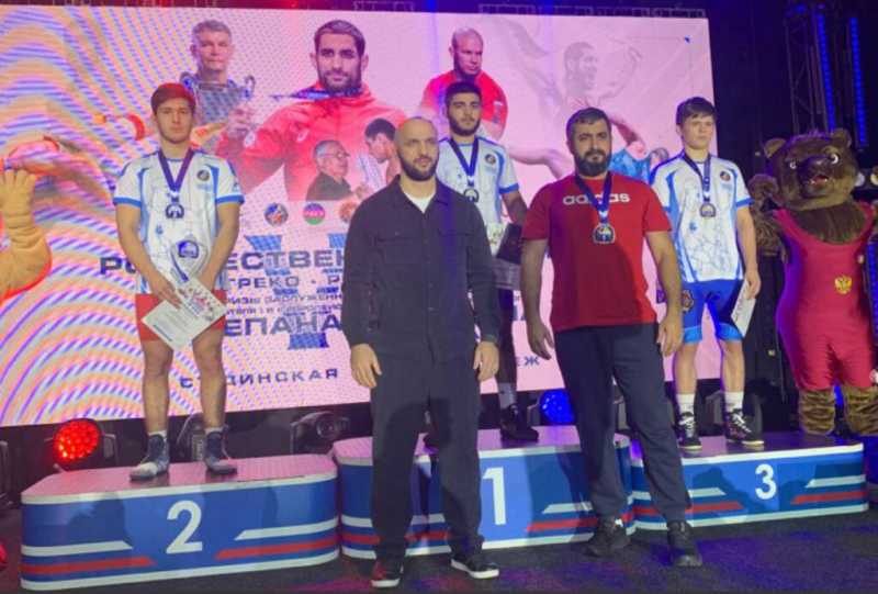 Греко-римские борцы станицы Натухаевской &mdash; призеры краевых соревнований