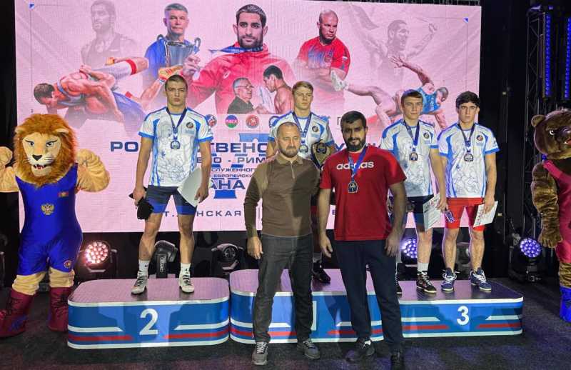 Греко-римские борцы станицы Натухаевской &mdash; призеры краевых соревнований