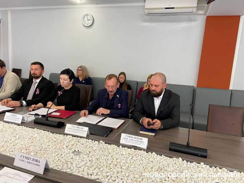 Хватает ли в Новороссийске врачей и что стало сегодня &laquo;больной темой&raquo;