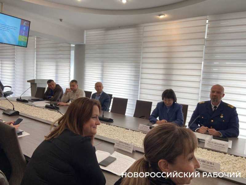 Хватает ли в Новороссийске врачей и что стало сегодня &laquo;больной темой&raquo;