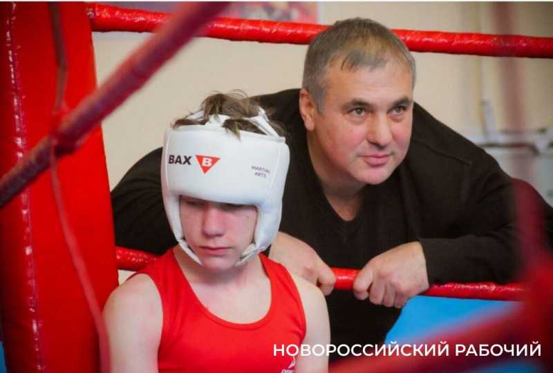 История чемпионов. Бокс в Новороссийске начинался на Портовой