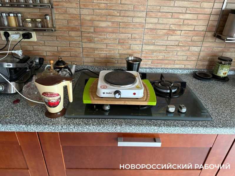 Из-за хозяев трех квартир в МКД Новороссийска неделю сидят без газа