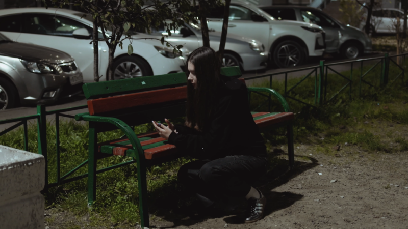 Клип студенток из Новороссийска и ИИ про любовь выиграл приз зрительских симпатий в международном конкурсе