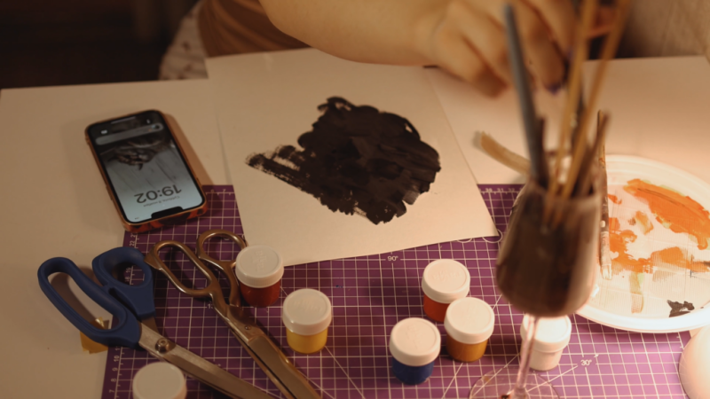 Клип студенток из Новороссийска и ИИ про любовь выиграл приз зрительских симпатий в международном конкурсе