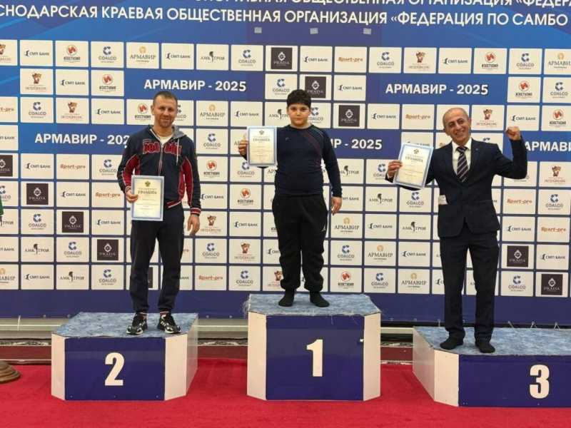 Командное серебро завоевали дзюдоисты из Новороссийска на краевом первенстве