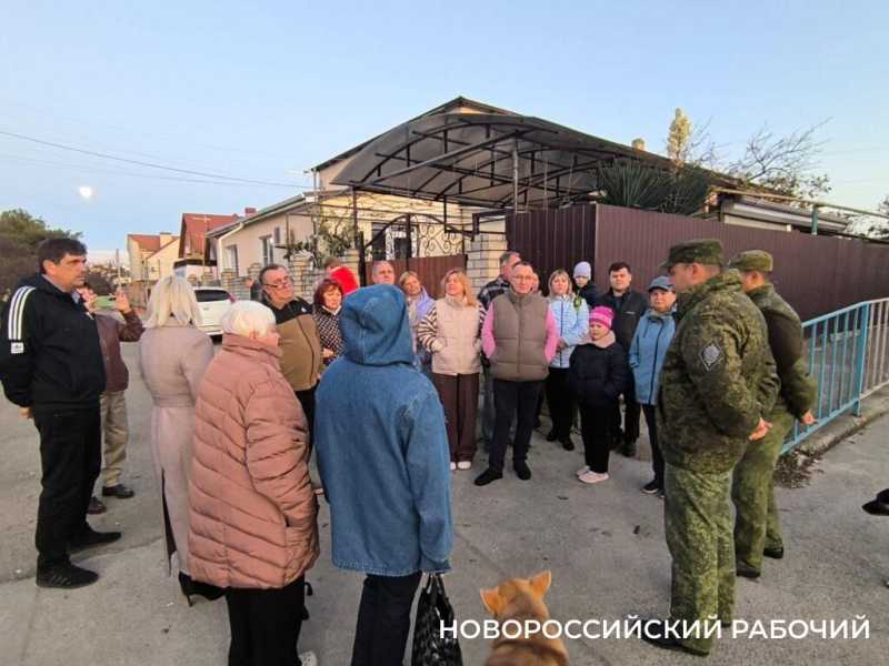 &laquo;Купите огнетушители и не закрывайте двери&raquo;. Как вести себя при атаке БПЛА жителям частного сектора Новороссийска