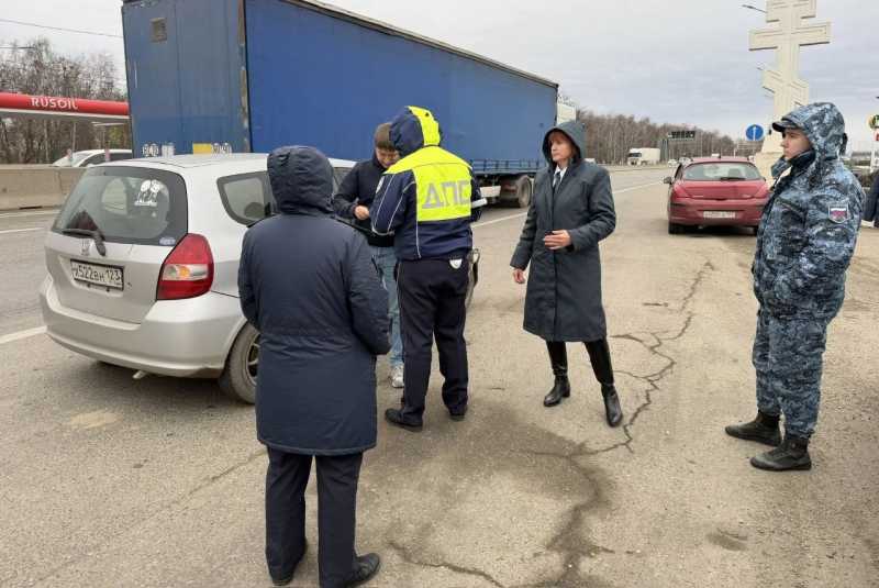 Межведомственная акция по побуждению автовладельцев к погашению задолженности прошла в Краснодаре