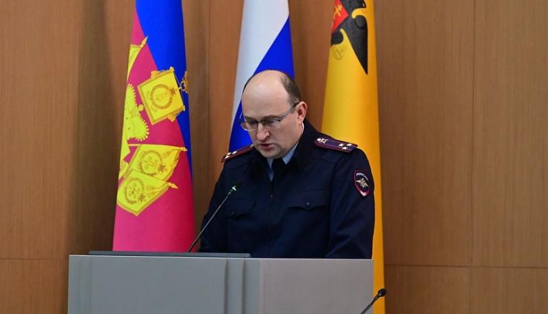 На аппаратном совещании полицейские рассказали о работе Управления МВД России по г. Новороссийску и поблагодарили сотрудников администрации за совместную работу