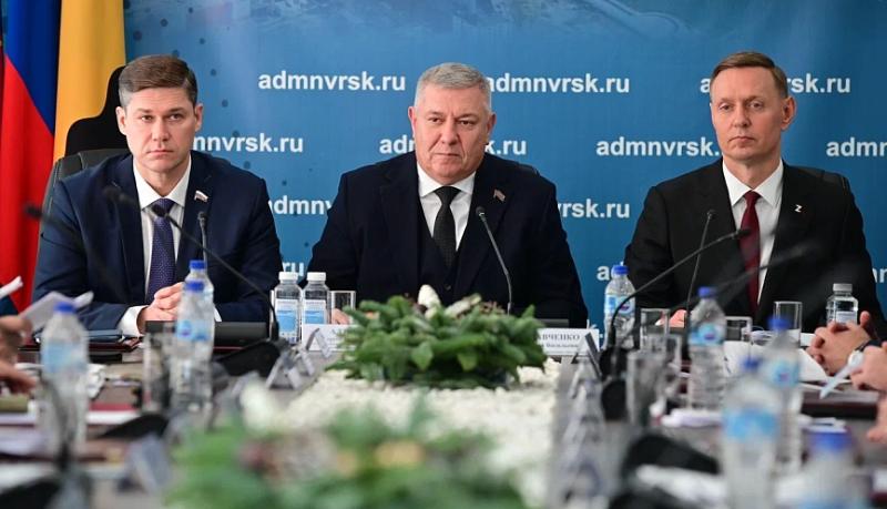 На очередном заседании городской Думы депутаты приняли ряд важных для дальнейшего социально-экономического развития Новороссийска решений