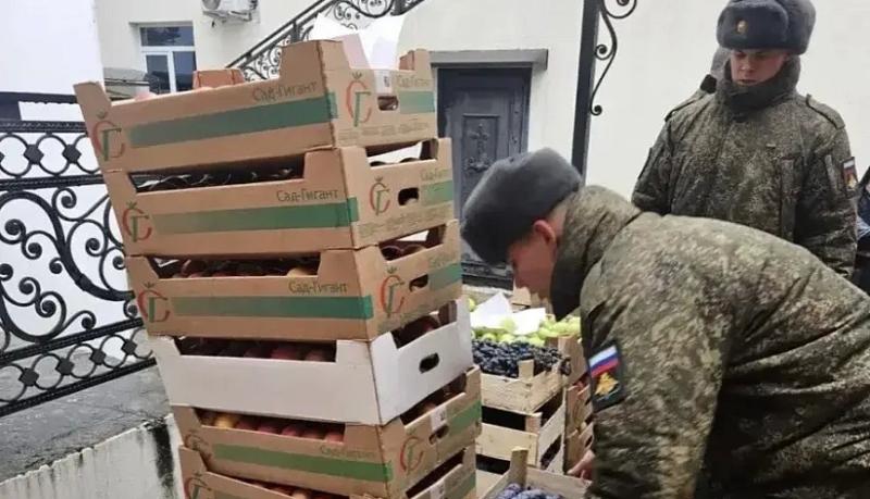 Новогодние поздравления и слова благодарности за службу передали военнослужащим Новороссийского гарнизона от имени жителей города-героя