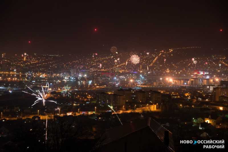 Новороссийцев просят воздержаться от пиротехники. Да и штрафы выросли