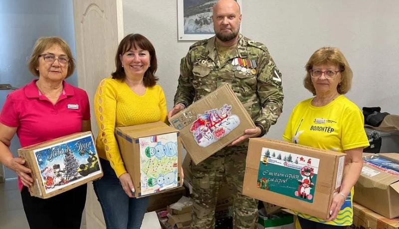 Новороссийские волонтеры доставили новогодние подарки на передовую СВО
